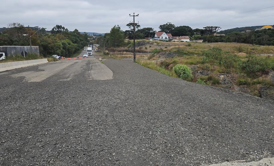Obra de pavimentação da PR-364 em Irati é retomada após conclusão de estudo sobre fósseis