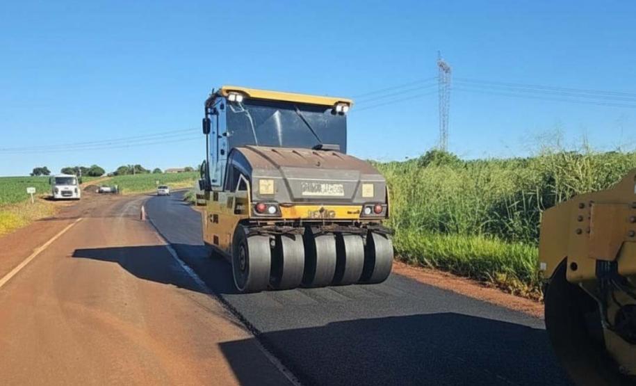 DER/PR realiza serviços de conservação em rodovias entre Uraí e Rancho Alegre