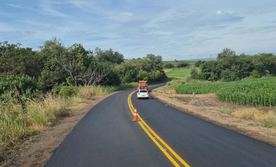 DER/PR realiza serviços de conservação em rodovias entre Uraí e Rancho Alegre