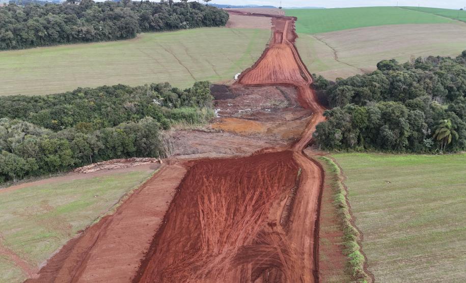 Obra do Contorno Noroeste de Pato Branco avança em terraplenagem e bueiros