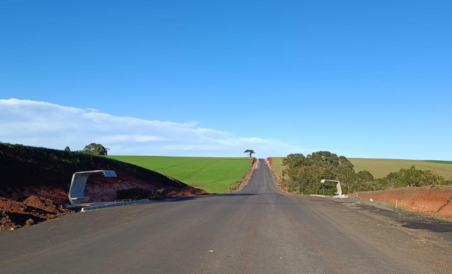 Obra de pavimentação de nova rodovia em Rebouças chega a 51% de execução