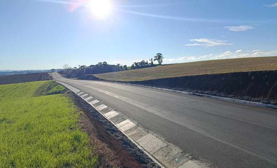 Obra de pavimentação de nova rodovia em Rebouças chega a 51% de execução