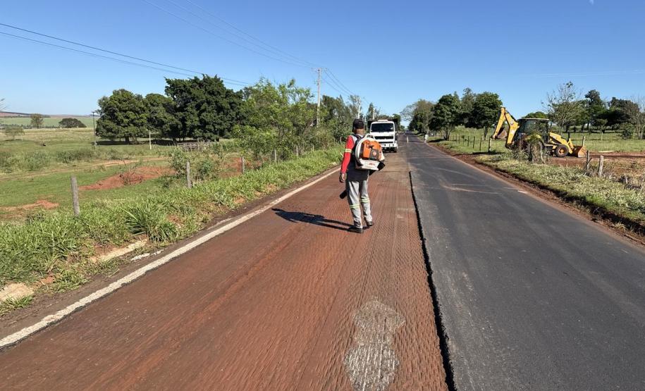 PR-082 tem tráfego em sistema pare-e-siga entre em Tapira e Douradina