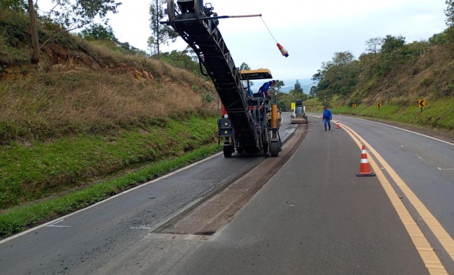 PR-090 em Sapopema tem tráfego alterado com sistema pare-e-siga