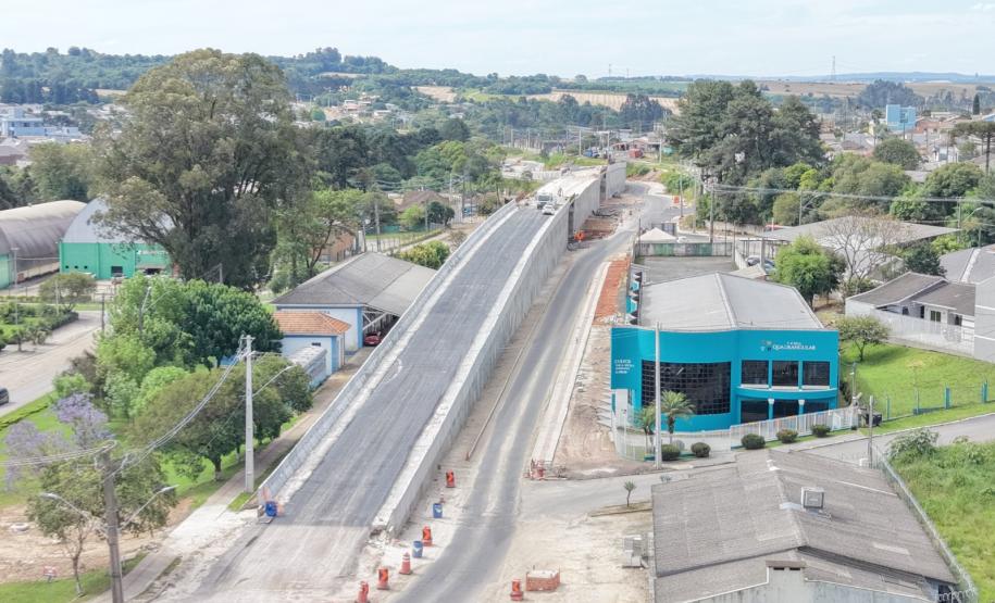 Em Palmeira, viaduto que integra obra de restauração em concreto da PR-151 está na fase final