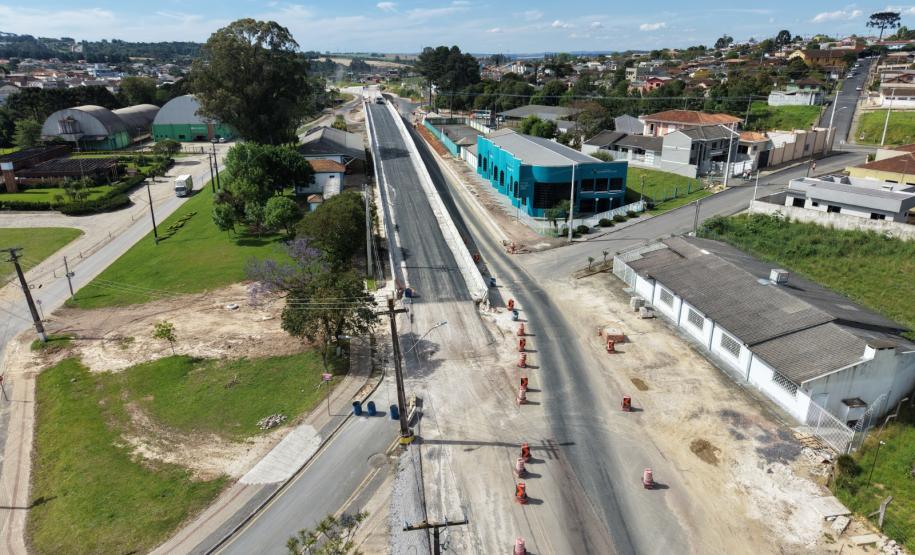 Em Palmeira, viaduto que integra obra de restauração em concreto da PR-151 está na fase final