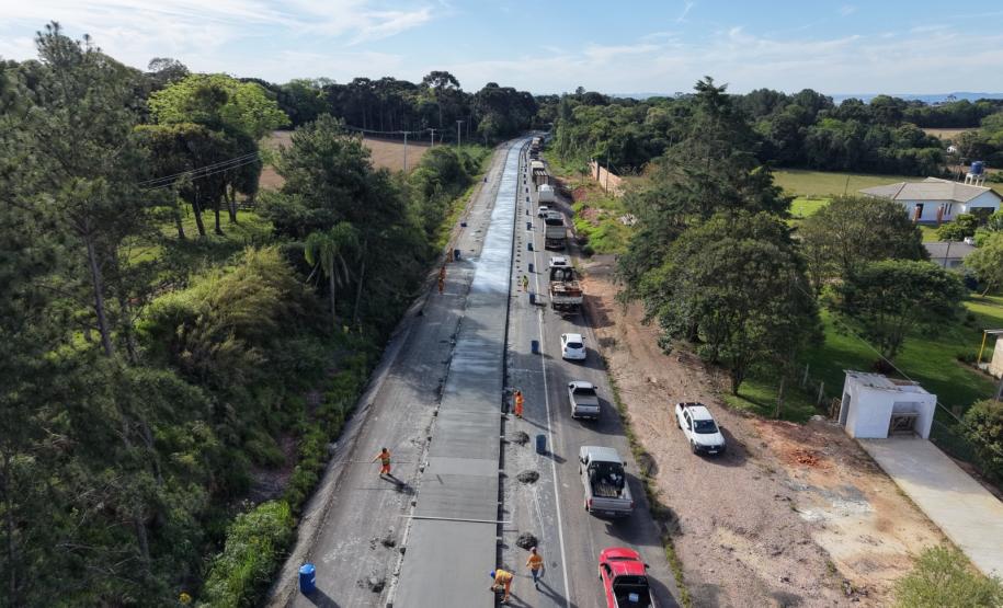 Em Palmeira, viaduto que integra obra de restauração em concreto da PR-151 está na fase final