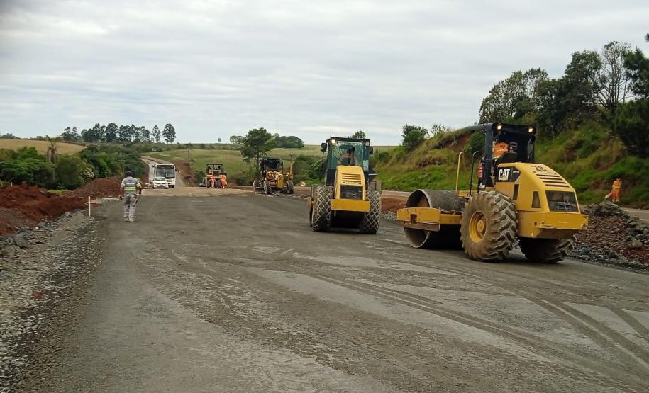Duplicação em concreto de rodovia entre Pitanga e Turvo chega a 57%