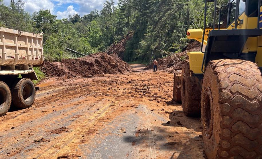 Rodovias estaduais têm trechos interditados devido às chuvas e obras