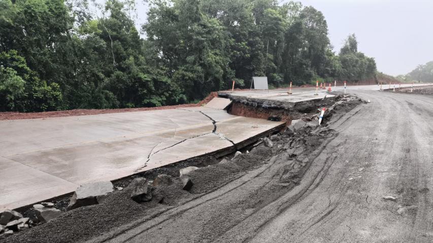 PR-460 em Pitanga - danos causados pelas chuvas